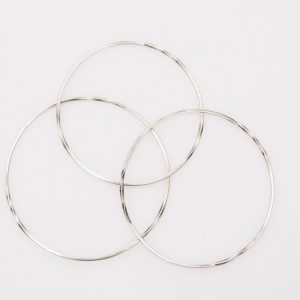 endless_twist_round_bangle_sterling1