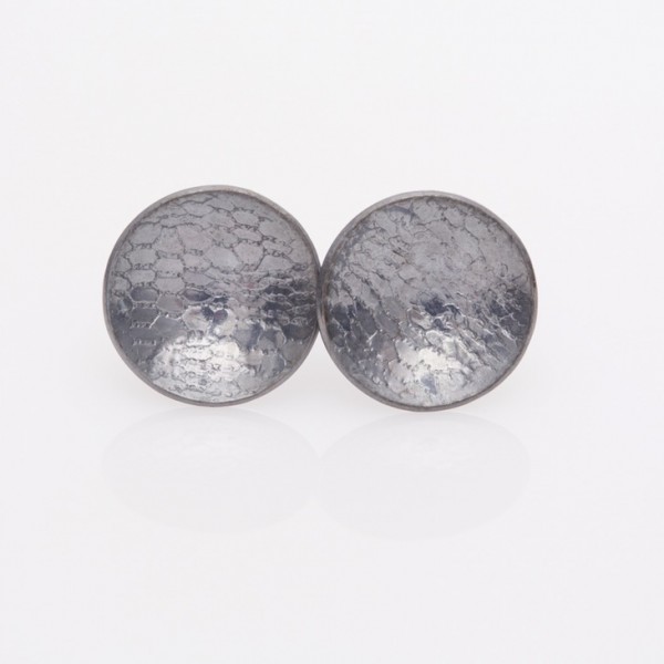 silver_studs_black1