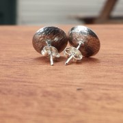 silver_studs_black2